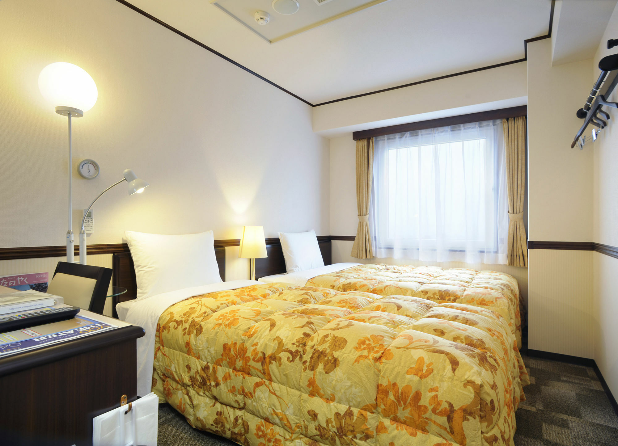Toyoko Inn Sendai-Eki Nishi-Guchi Chuo Exterior foto